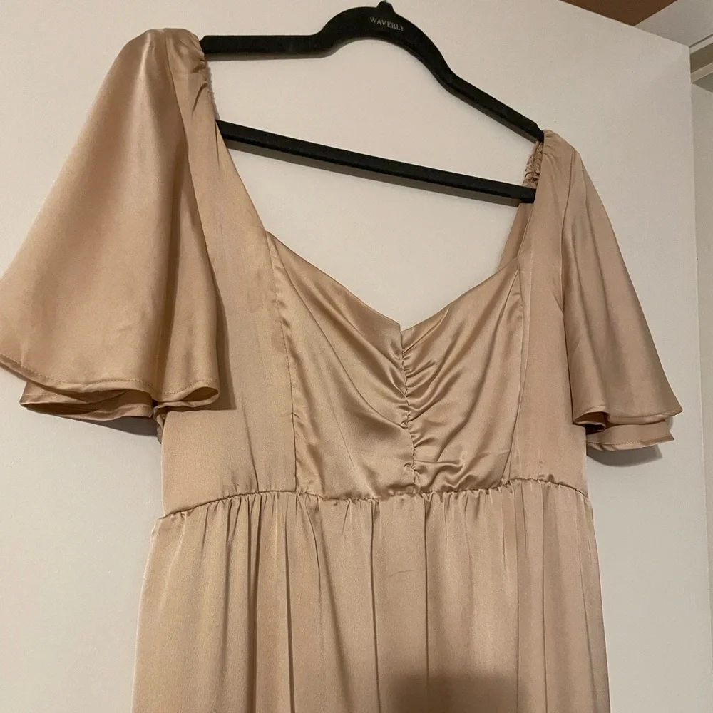 SHOW ME YOUR MUMU Nicole Bridesmaid Maxi Dress - Picture 3 of 8